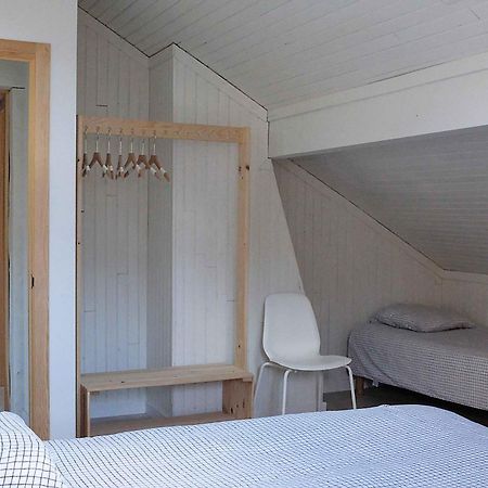 Appartement Avec Vue Et Jardin Formigueres Bagian luar foto