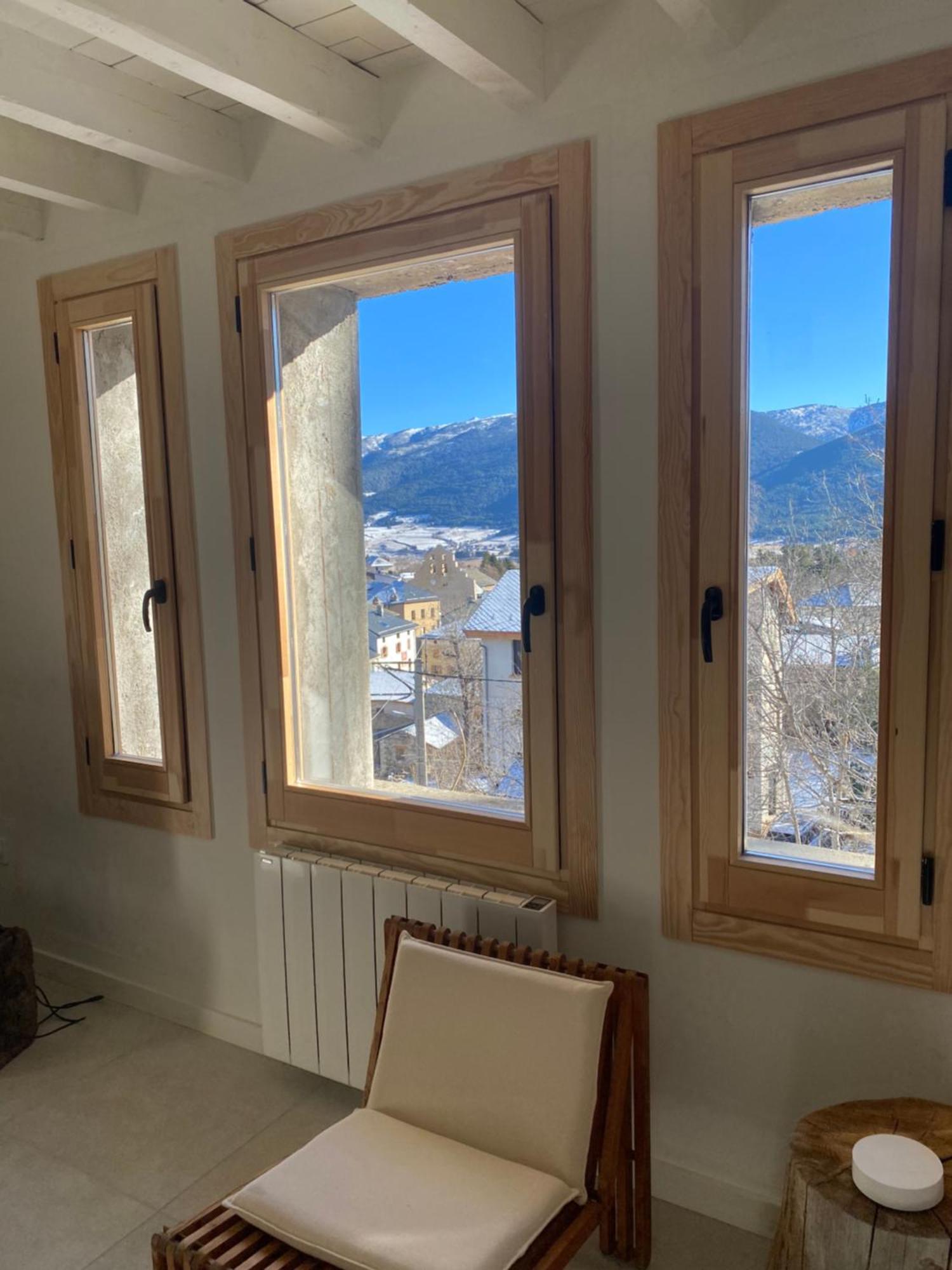 Appartement Avec Vue Et Jardin Formigueres Bagian luar foto